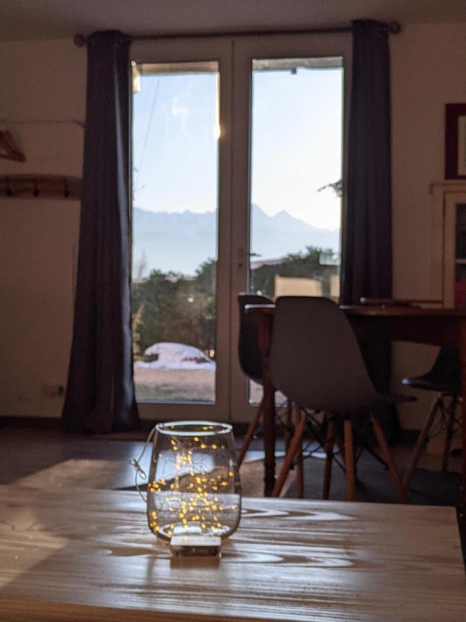 Appartement De Plain-Pied En Montagne Avec Vue Merveilleuse Sur Le Massif De Belledonne Saint Bernard du Touvet Dış mekan fotoğraf